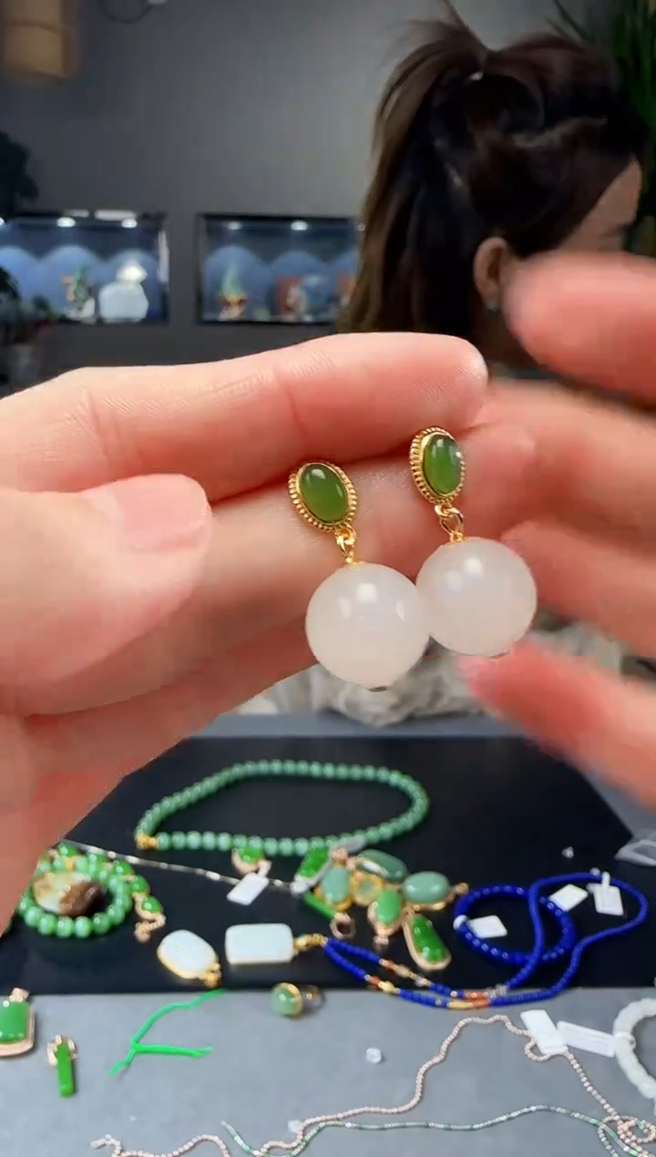 【闪购商品】和田玉耳钉银S925镶嵌1