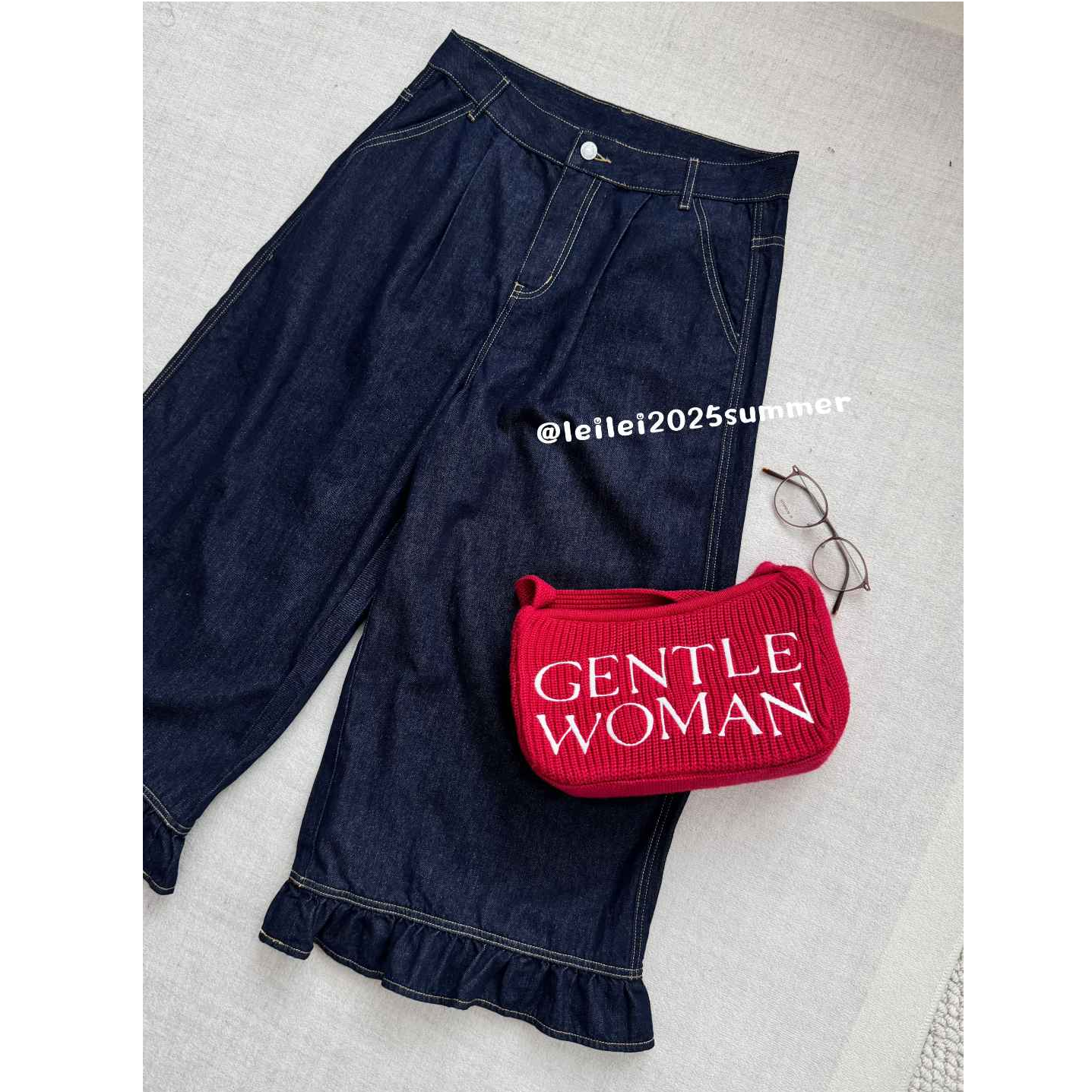 晶咕【镜头焦点】设计感裤脚荷叶边高腰阔腿牛仔八分裤