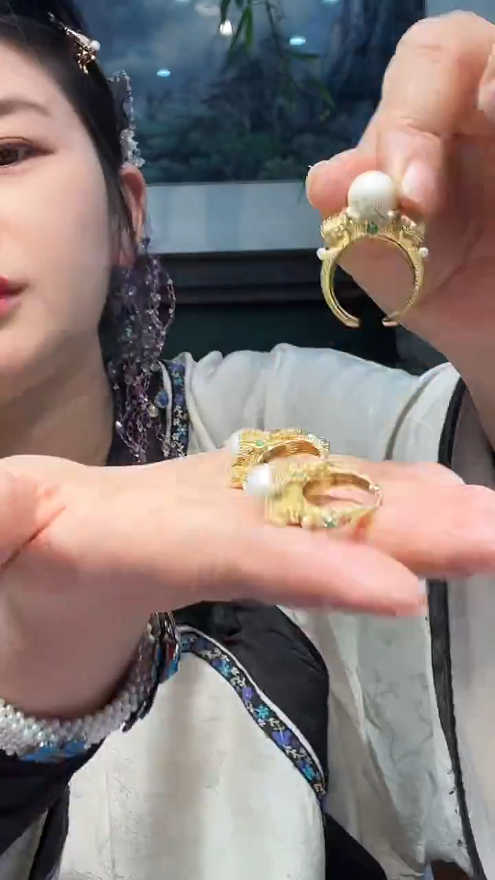 无铜合金非遗点翠饰品