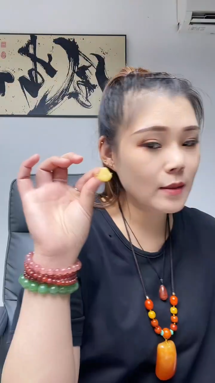 裸石琥珀未镶嵌0000000000000412