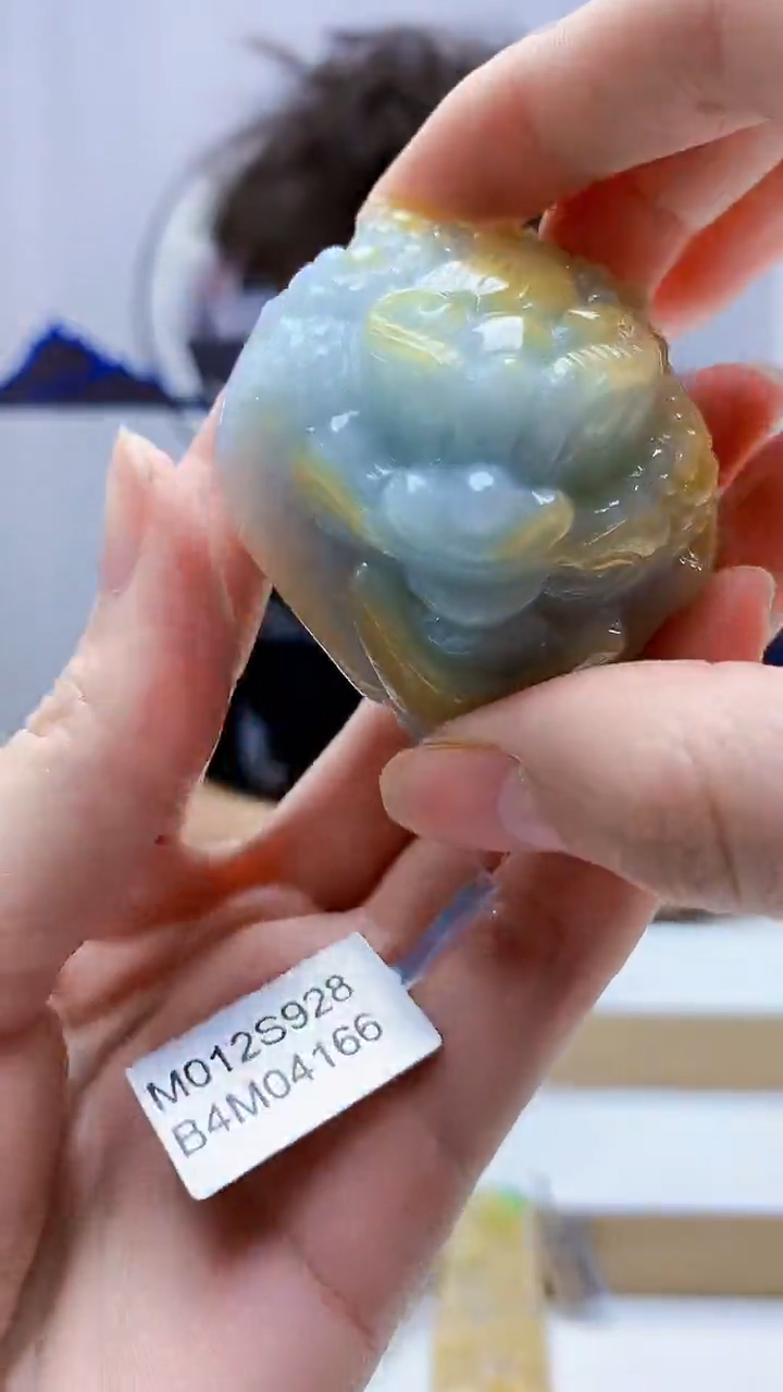 未镶嵌定制翡翠4688zm-毛货赠底座挂件94
