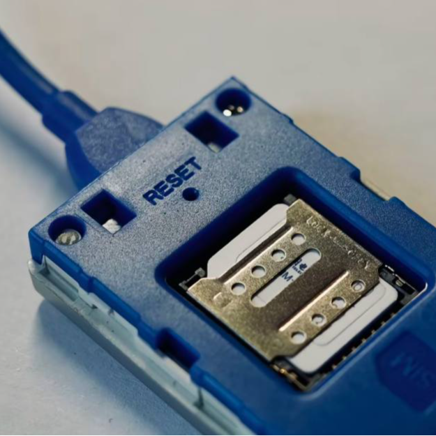 全国通用 手机插入即用，免费配送到家