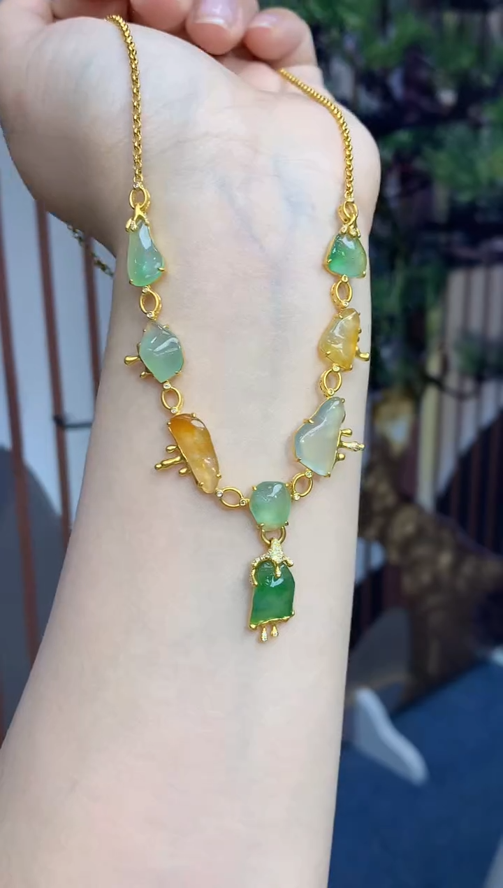 翡翠18K金镶嵌颈饰720-春日珠宝