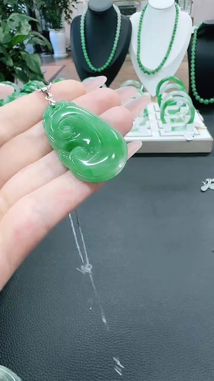 未镶嵌1石英质玉（非洲翠）/6221