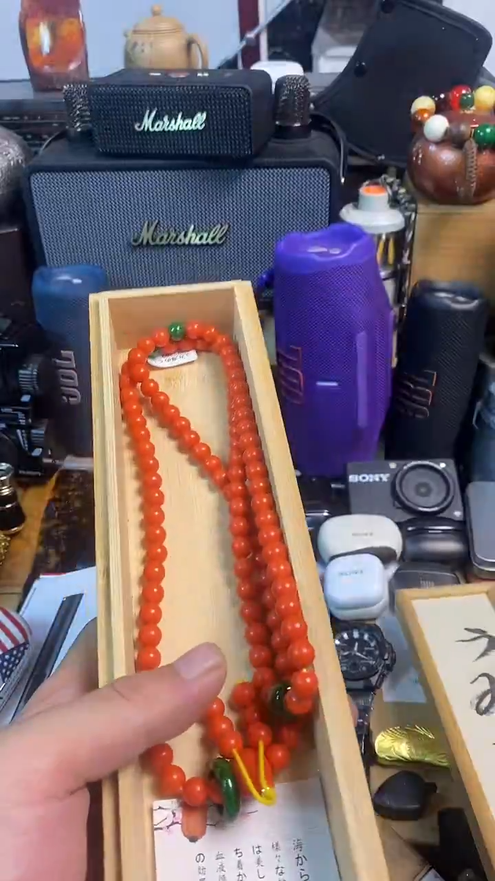 瓷片闪购商品，如图所示