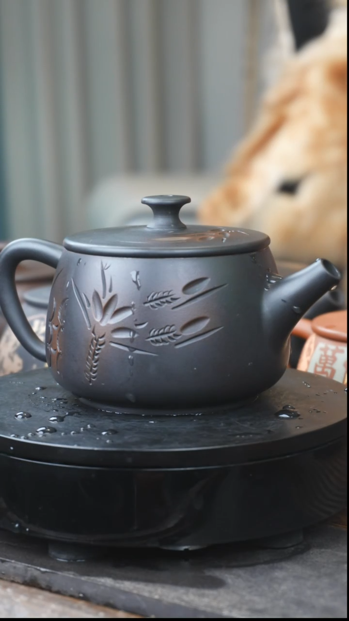 【闪购商品】建水紫陶竹纹壶单壶球孔