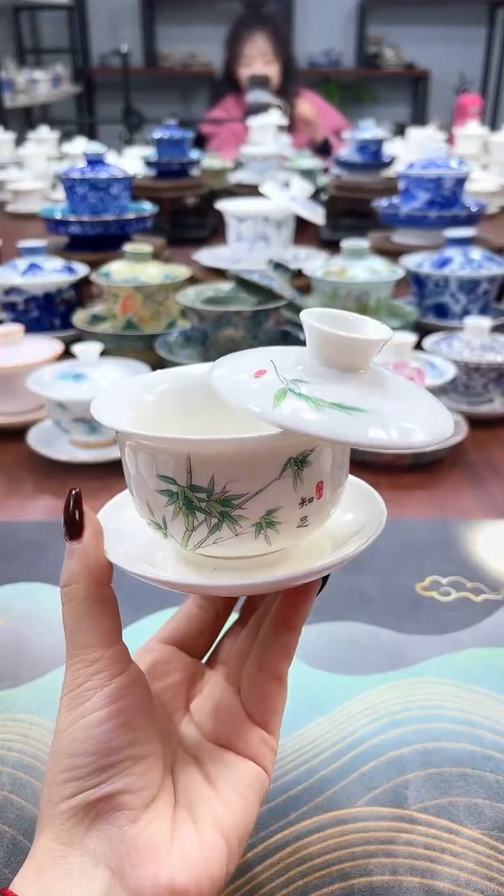 【闪购商品】小号竹节元宝盖碗