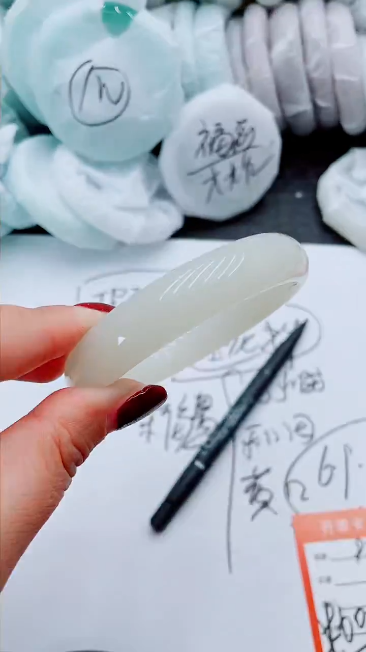 【闪购商品】石英质玉手镯未镶嵌P26-59-60-61