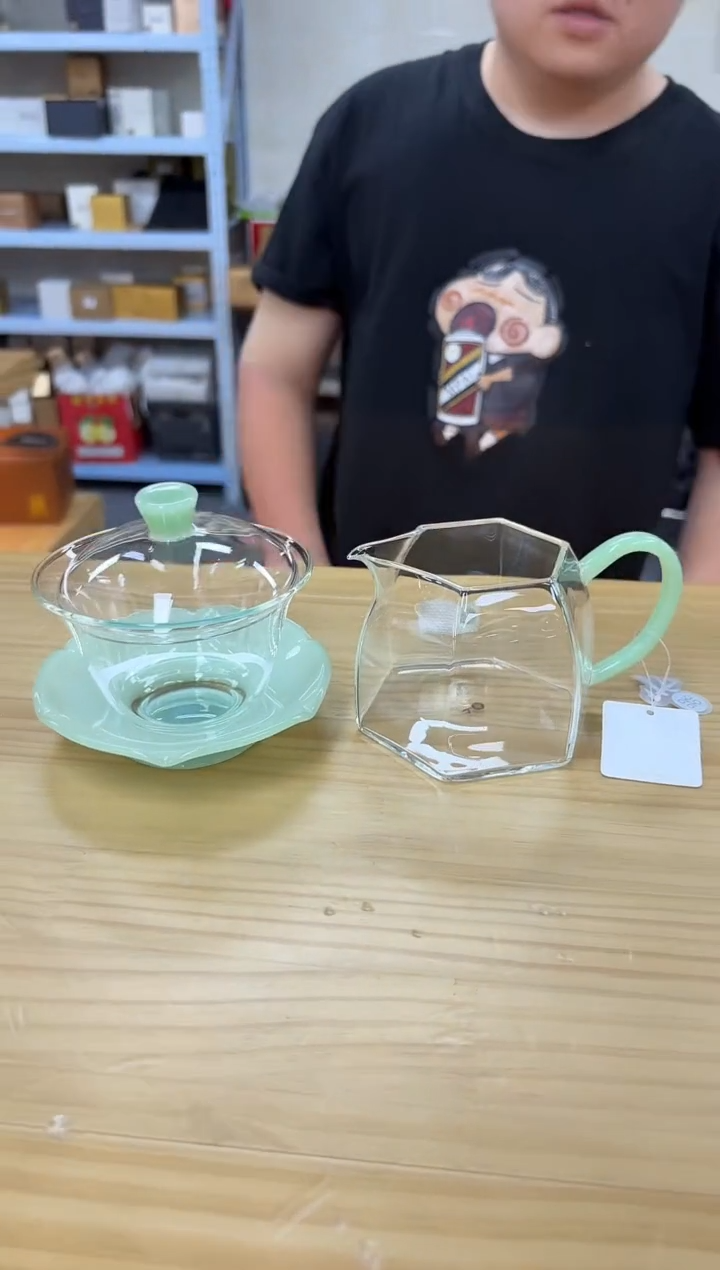禾器荷叶盖碗浅玉+禾器棱然茶海浅玉