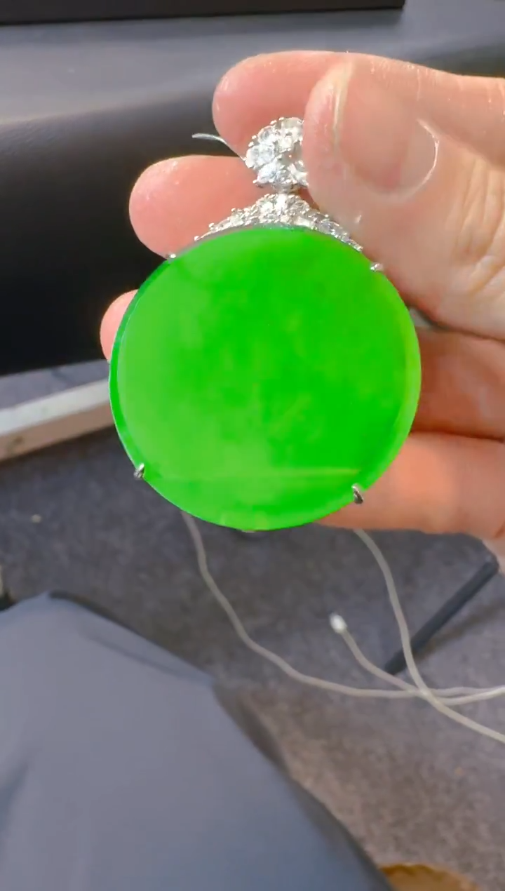 吊坠(赠链)银S925镶嵌翡翠天然A货翡翠