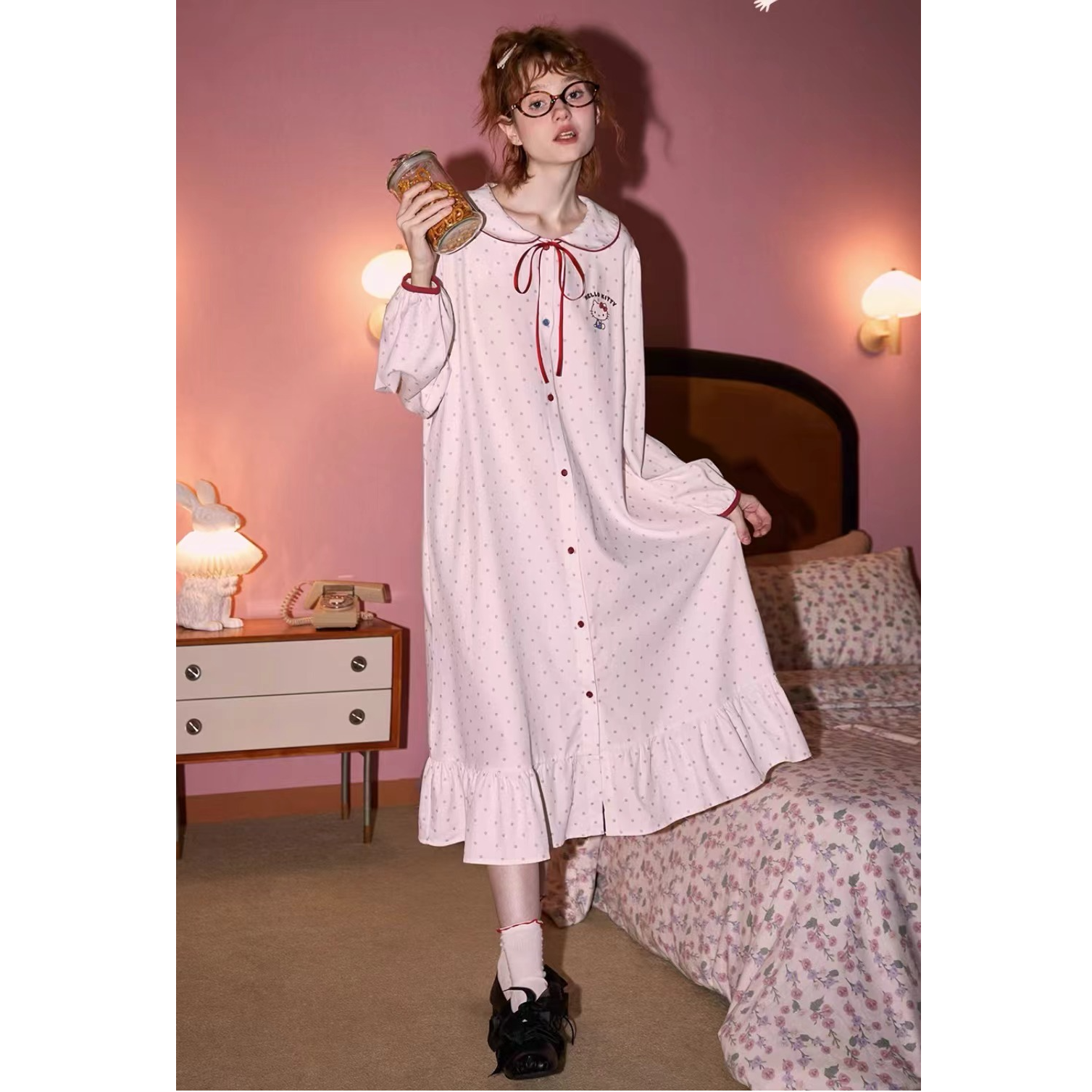 67-凯蒂猫甜美波点印花长袖可家居可外穿带胸垫睡裙