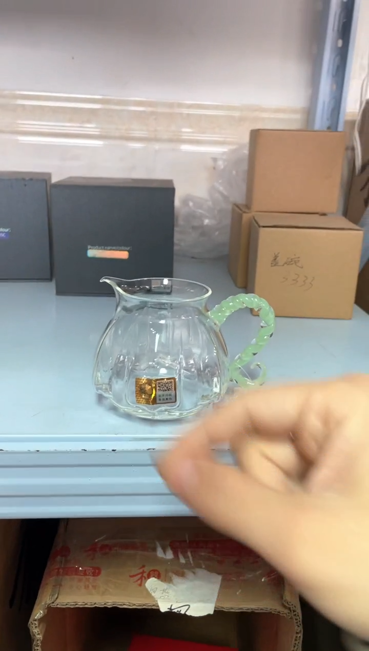莲意浅玉色，，，，，，，