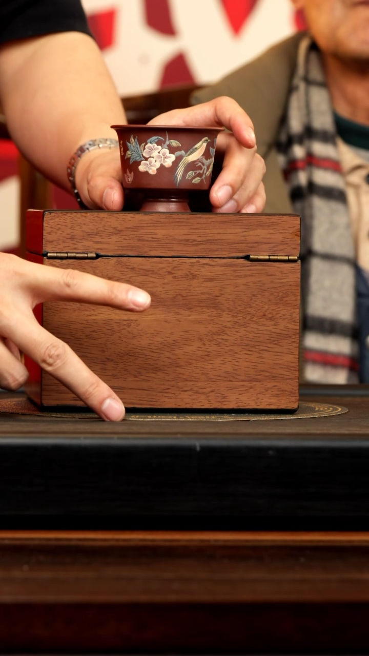 【闪购商品】紫砂茶壶WSY 革紫泥 谢礼 470cc