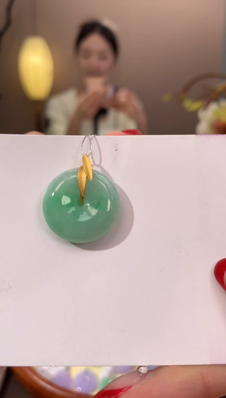 【闪购商品】翡翠颈饰18K金镶嵌天然缅甸a货翡翠