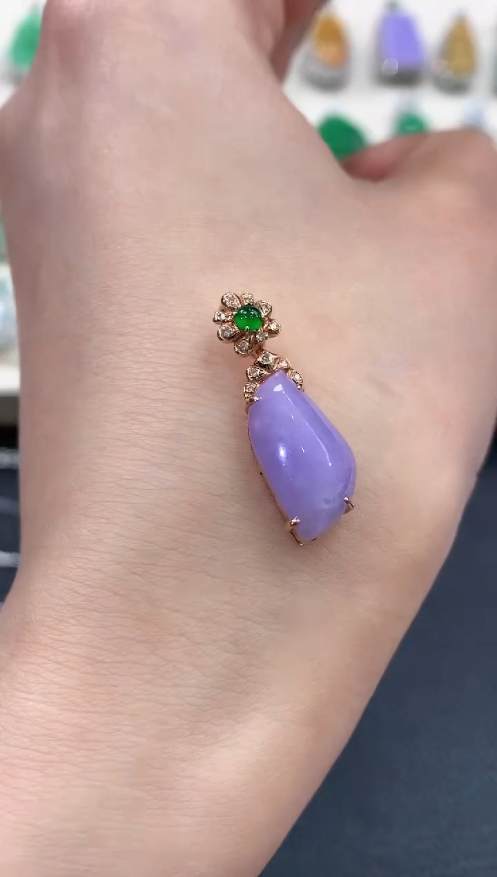 【闪购商品】翡翠吊坠(不含链)18K金镶嵌B41有色差