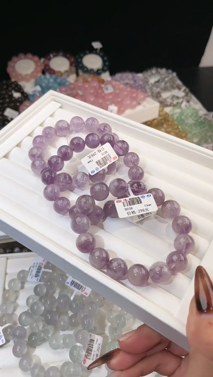 【闪购商品】水晶手链未镶嵌多样性发一紫兔毛13mm