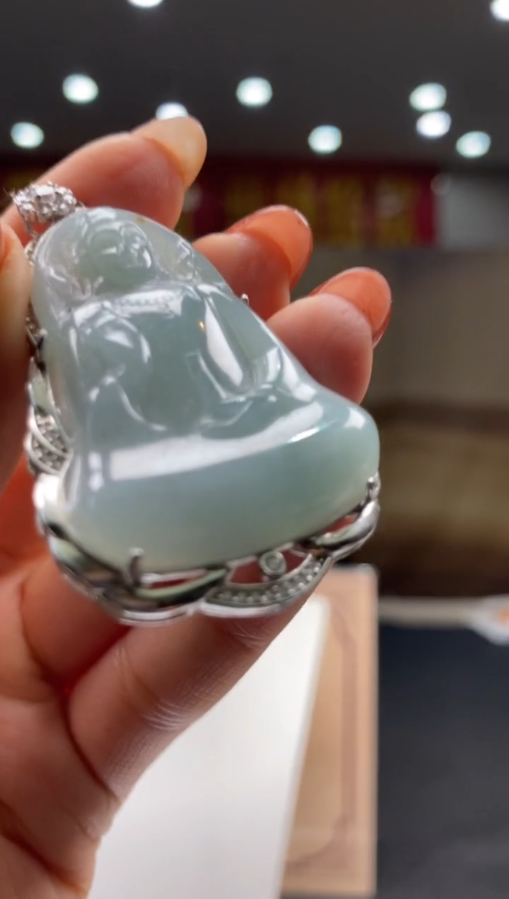 【闪购商品】翡翠颈饰未镶嵌********76