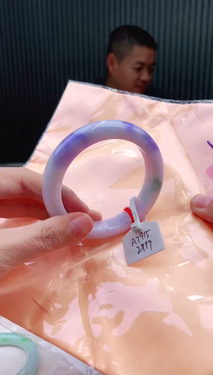 未镶嵌手镯翡翠58