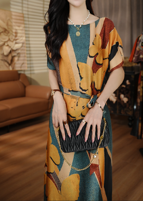 国颐 琉璃冰感丝连衣裙轻奢优雅洋气减龄时尚百搭显瘦V25L273