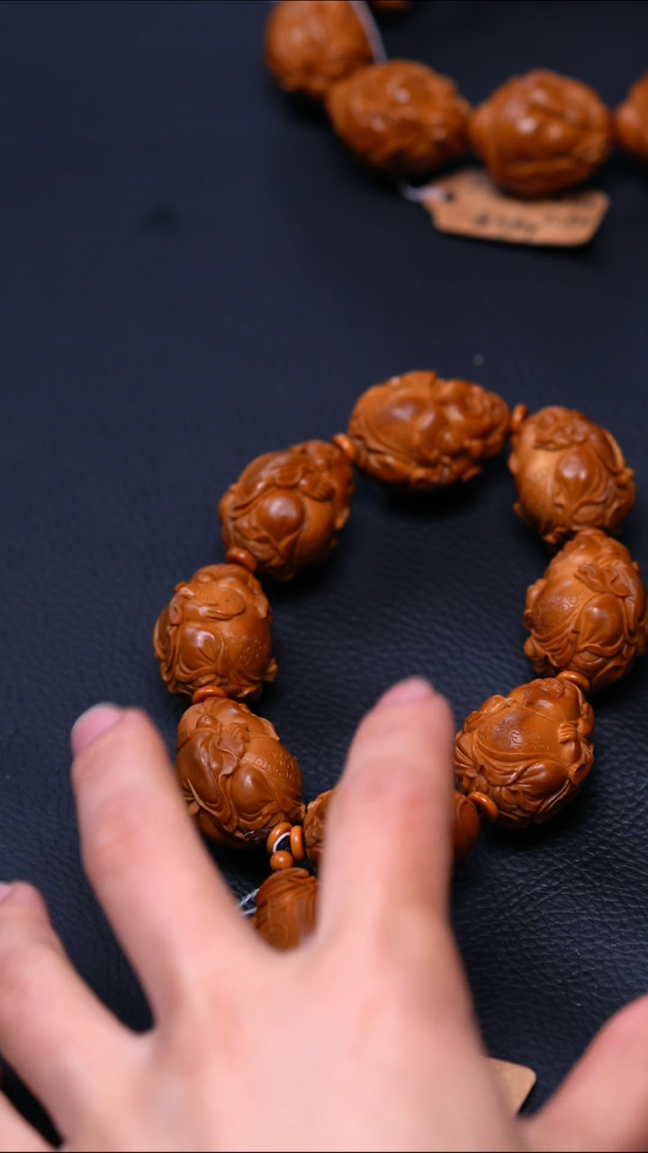 【闪购商品】橄榄核手串/手链八宝财神