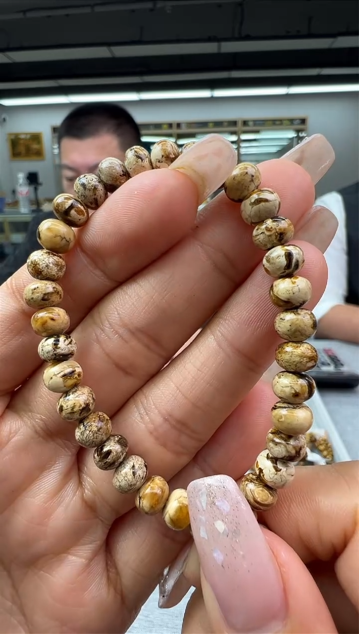 【闪购商品】琥珀手链未镶嵌82秒拍号