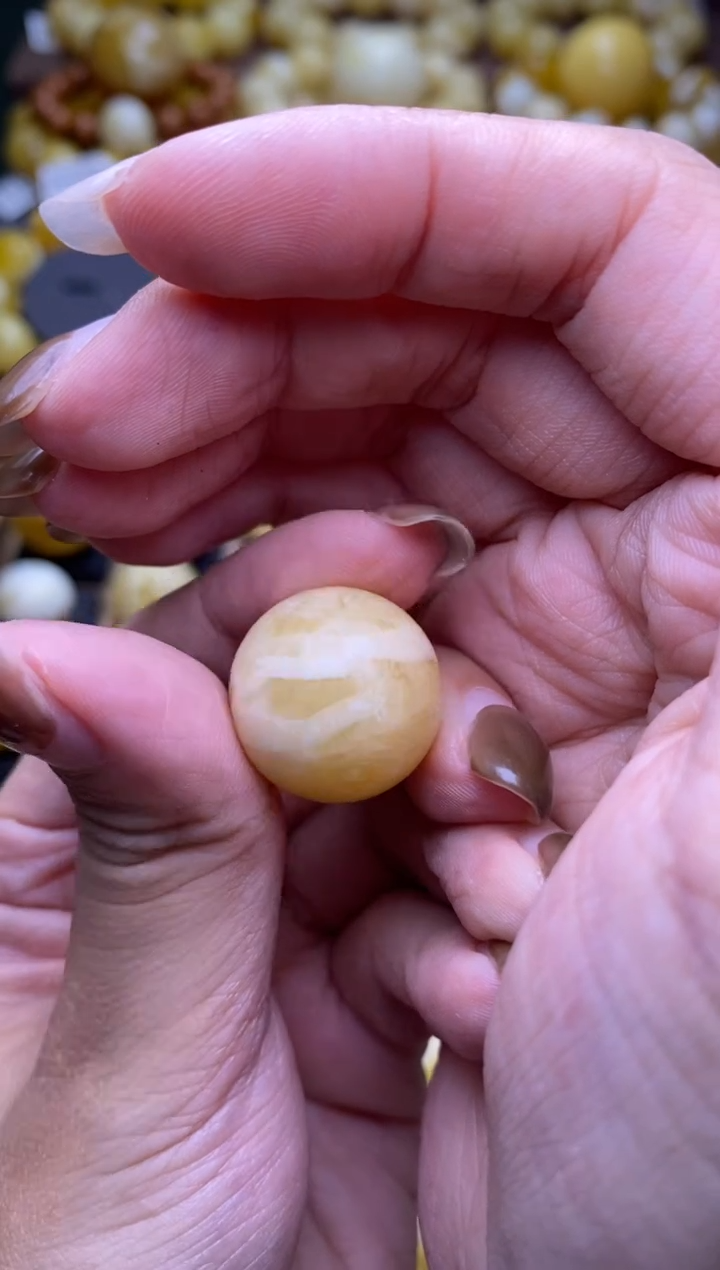 【闪购商品】琥珀裸石未镶嵌 大小姐珠宝严选158