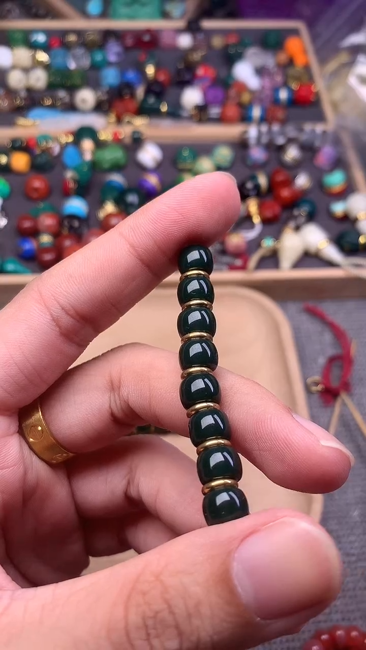 颈饰琉璃老油绿直切卡8mm 一组发