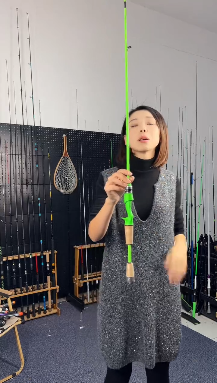 1.8m碳素绿巨人1.8米枪柄（瑕疵尾货竿，没有售后，介意勿拍）