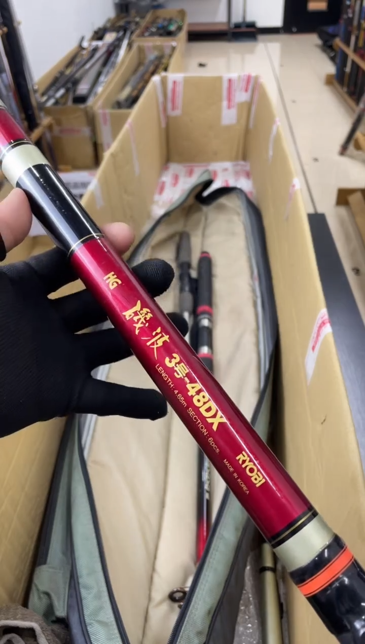 社****s孤品微瑕，以直播间介绍为准，加10元发顺丰。