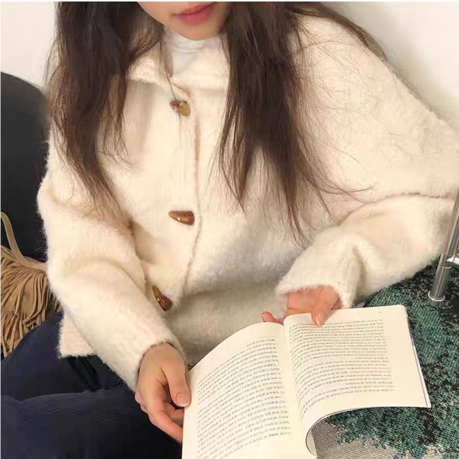 546 秋冬保暖牛角扣小翻领针织开衫外套546