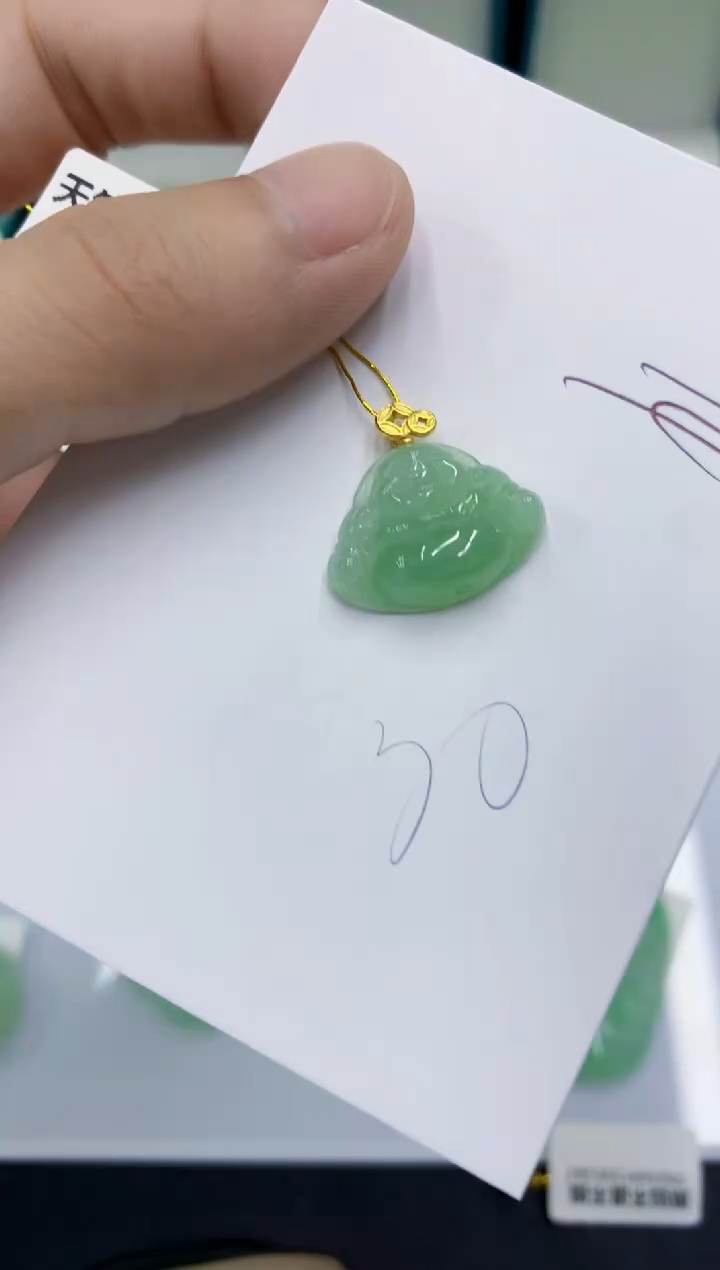 颈饰未镶嵌翡翠翡翠