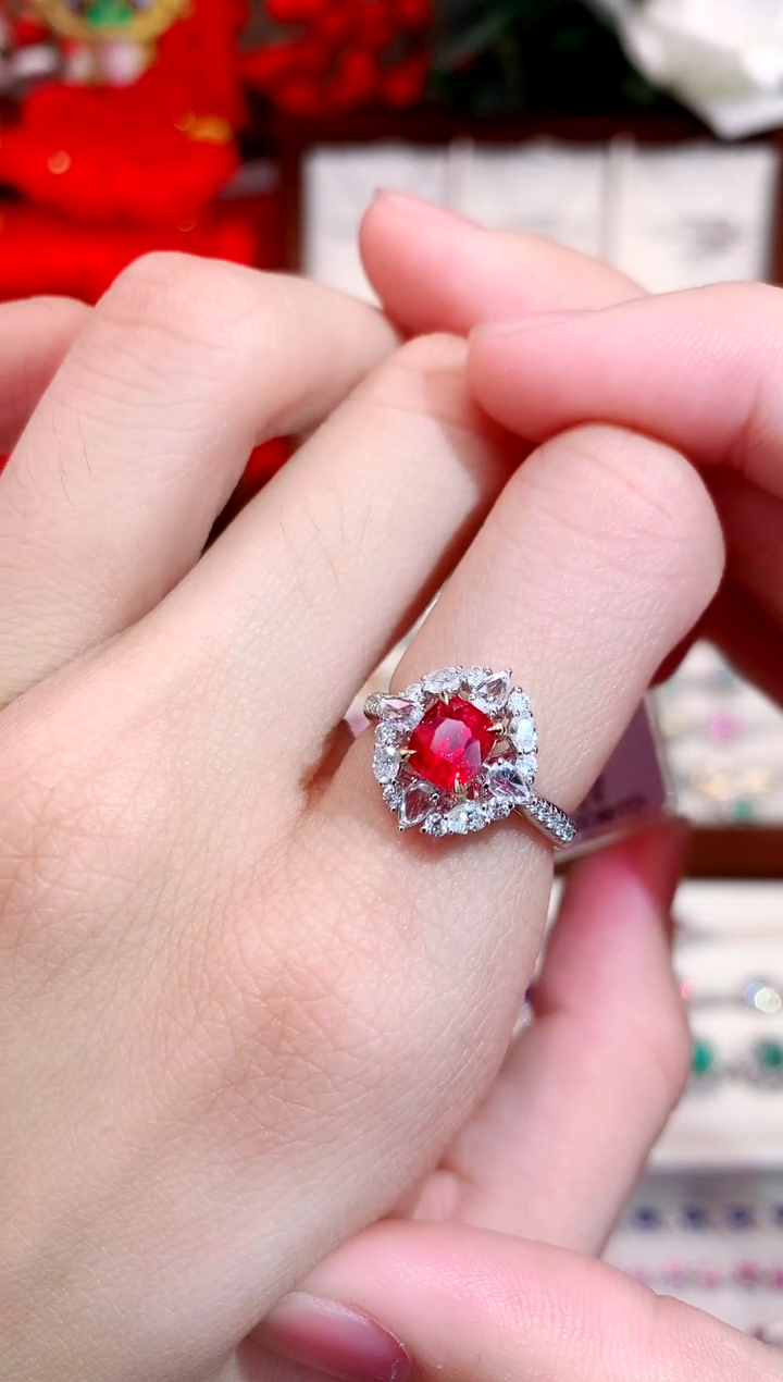 【闪购商品】尖晶石戒指18K金镶嵌1ct/天然宝石/七天无理由