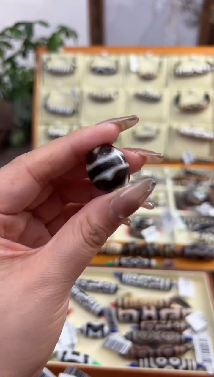 【闪购商品】玛瑙/玉髓吊坠(不含链)未镶嵌163.微瑕