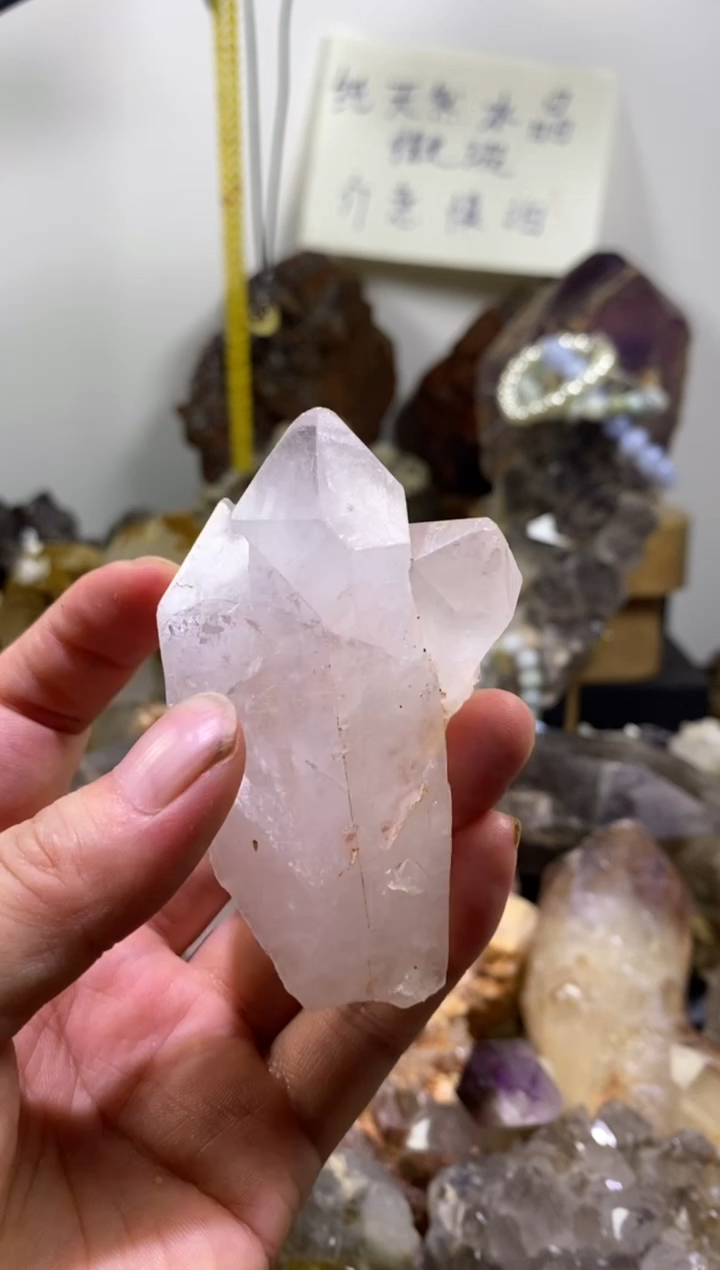 未镶嵌珠宝半成品水晶4号金口河晶簇