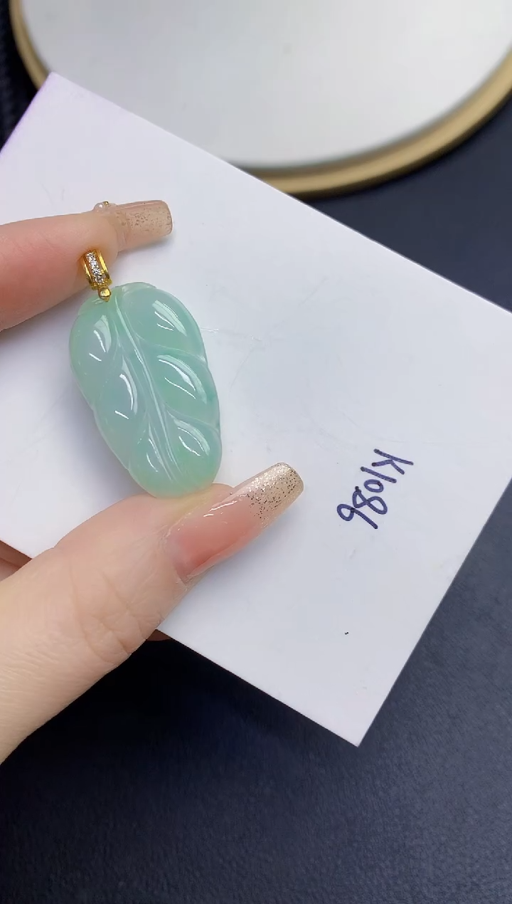 颈饰未镶嵌翡翠缅甸天然翡翠A货