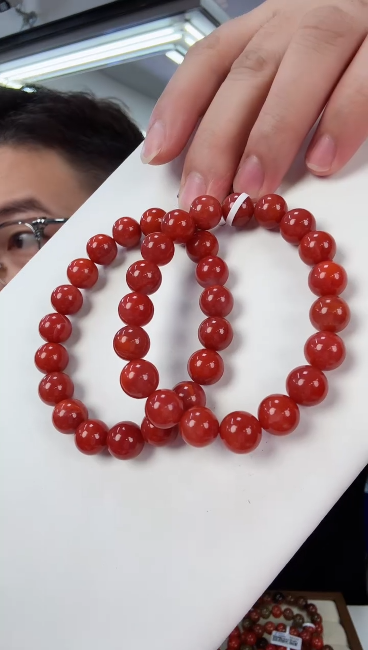 未镶嵌瓦西手串10*南红玛瑙（多样式发其一）
