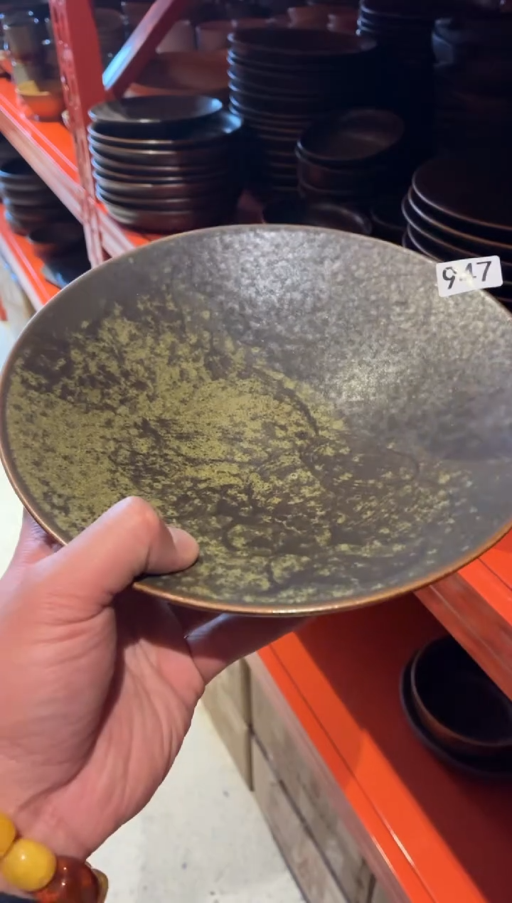 瓷片吾***文947手绘荷花斗盘1个