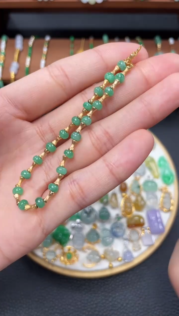【闪购商品】翡翠套链18K金镶嵌一个  JK652