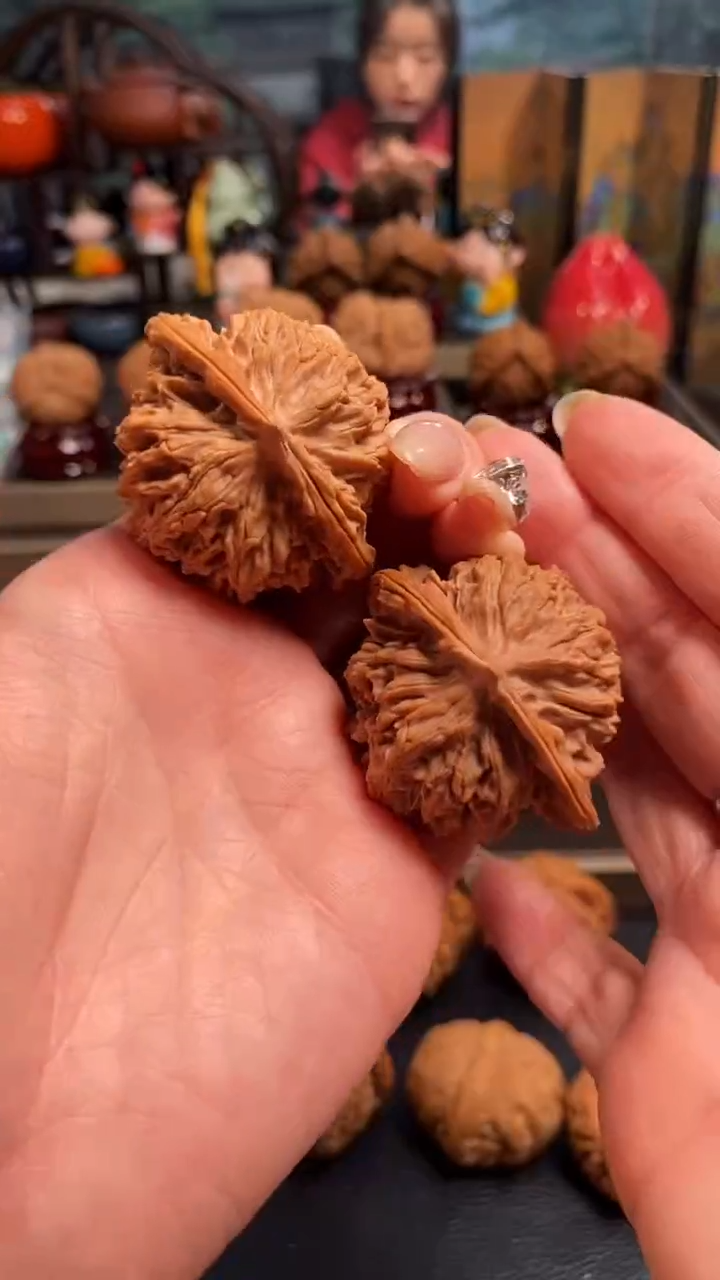 【闪购商品】文玩核桃把件F473蟠龙纹46