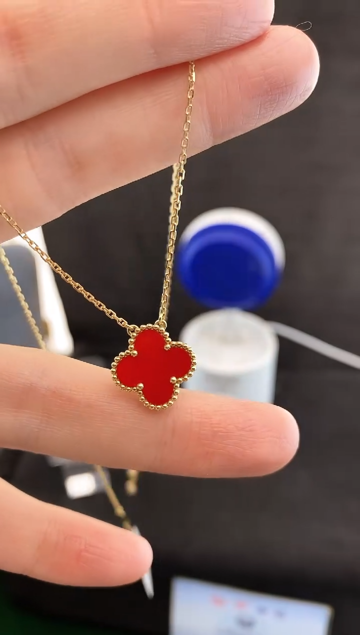 【闪购商品】玛瑙/玉髓项链18K金镶嵌.