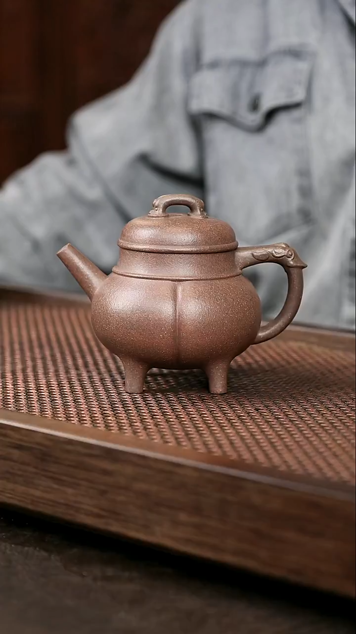 茶壶紫砂赤*岩中泥三足怀龙
