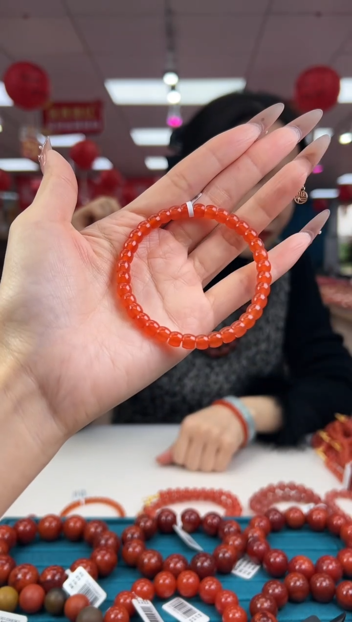 【闪购商品】南红玛瑙手串未镶嵌2.6-（多样式）