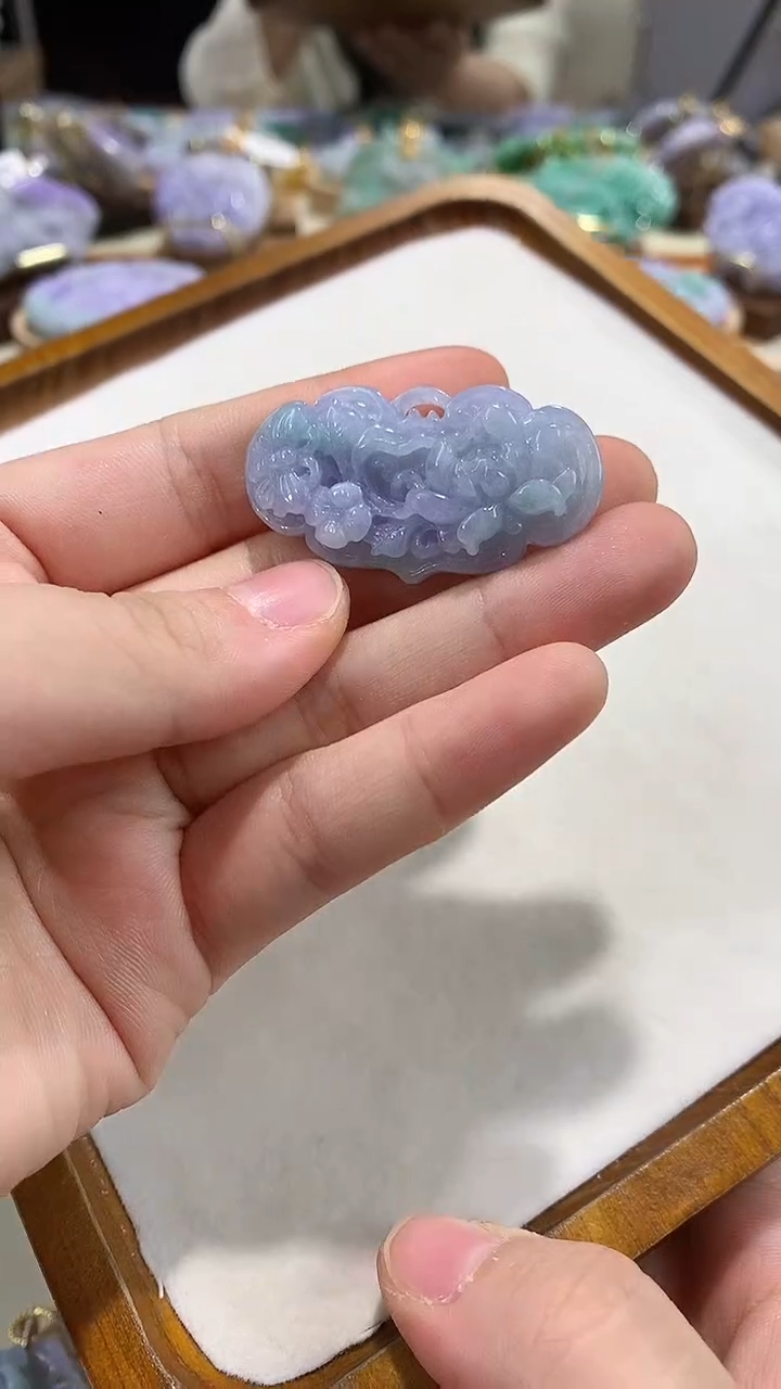 颈饰未镶嵌翡翠I***g吊坠