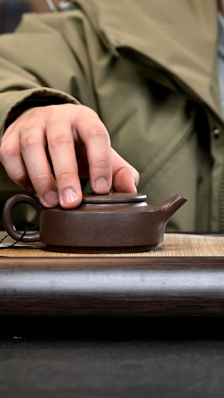 【闪购商品】紫砂茶壶@@Qc4239王芸周盘