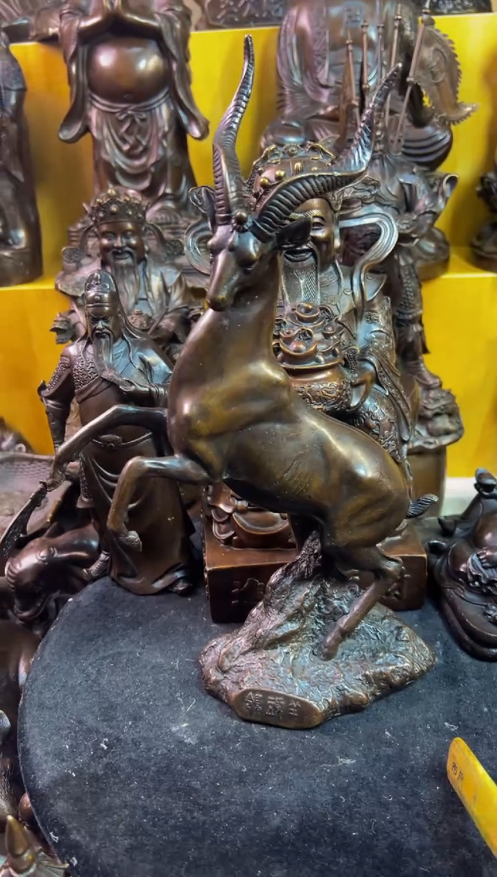 【闪购商品】1案台摆件 物品摆件