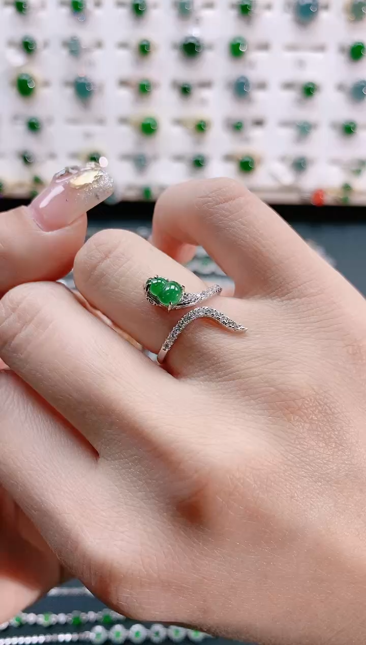 【闪购商品】翡翠戒指银S925镶嵌天然翡翠