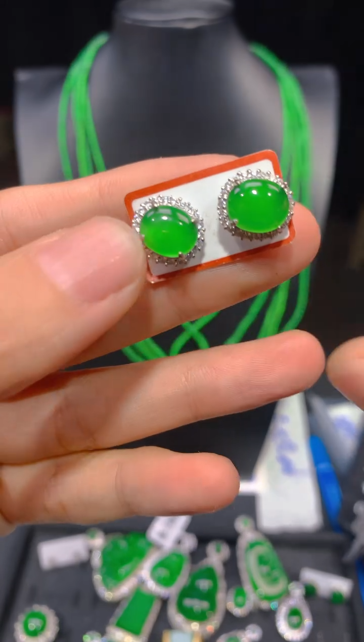 【闪购商品】定制翡翠未镶嵌145多样性发货（发其一）