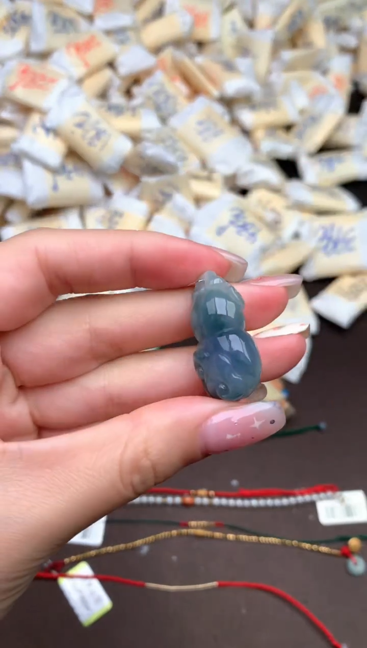 【闪购商品】翡翠挂件未镶嵌—