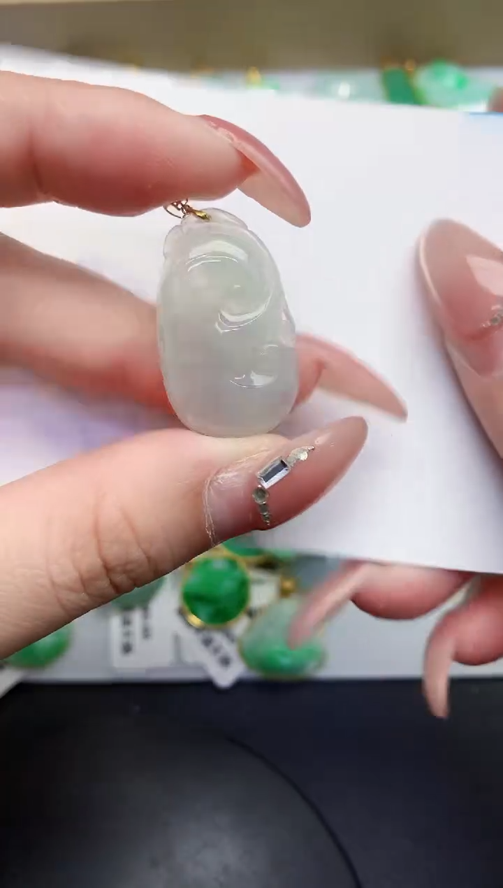 【闪购商品】翡翠颈饰18K金镶嵌000000000000