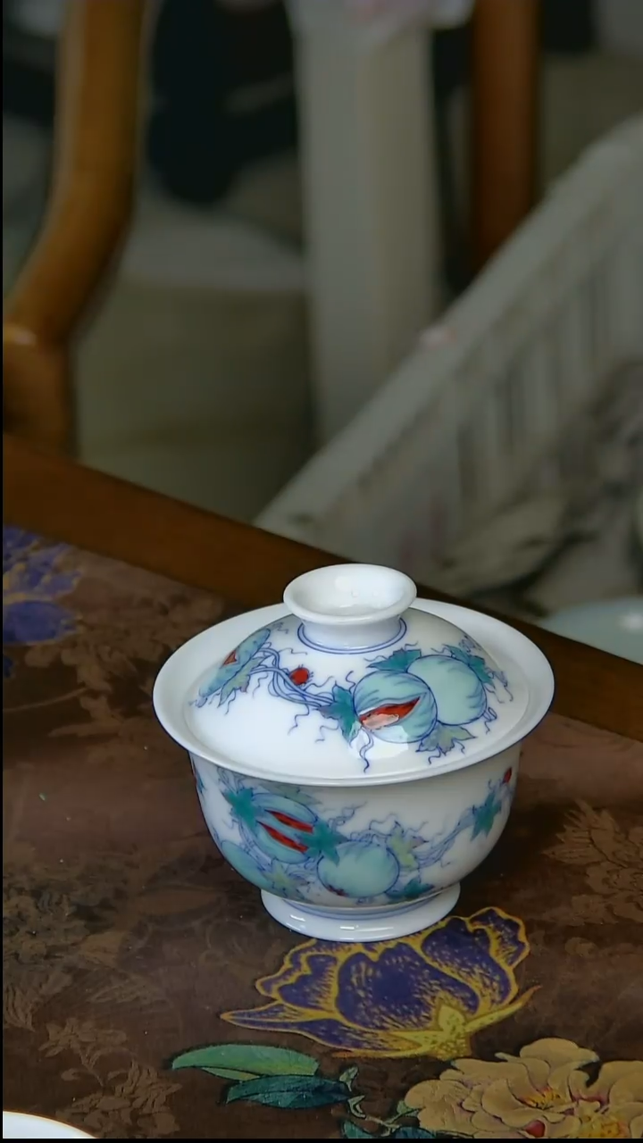 杯手工手绘杯杯很美丽